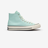 Chuck 70
