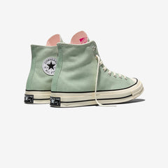 Chuck 70