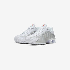 Wmns Shox R4