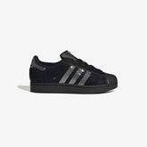 Wmns Superstar II