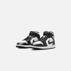 Nike WMNS Air Jordan 1 Mid 365 - Black / White
