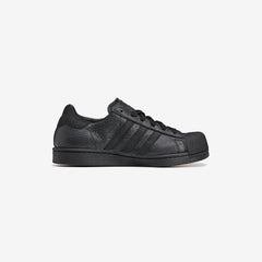 Wmns Superstar x Avavav