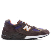 990v2 - Brown