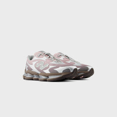 New Balance Abzorb 2000 - Silver Metallic / Orb Pink / Cortado