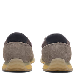 471 Grey Days - Arid Stone/Raincloud/Morel