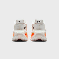 Nike Vomero Premium - Sail / Black / Coconut Milk / Total Orange
