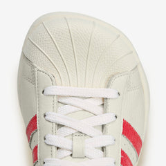 Wmns Superstar x Avavav