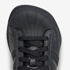 Wmns Superstar x Avavav