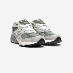 993