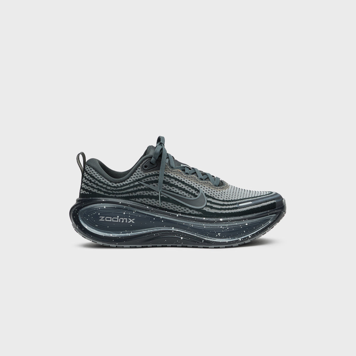 Nike Vomero Plus - Anthracite / Metallic Silver