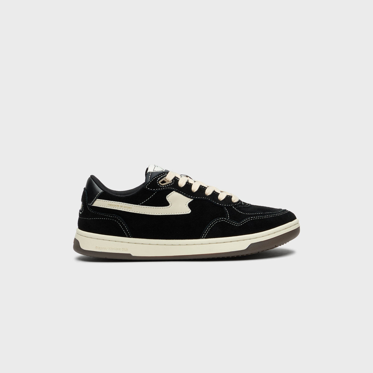 Stepney Workers Club Pro-Cup 01 S-Strike - Black / White