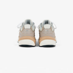 990v6
