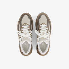 990v6