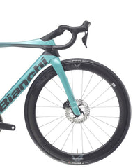 Bianchi Oltre Pro Ultegra Di2 Carbon Road Bike 2026 - Celeste